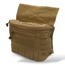 Load image into Gallery viewer, Combat Dangler